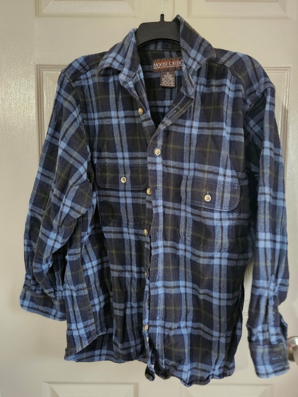 Moose Creek Men’s Blue Plaid Casual Button-Down Shirt